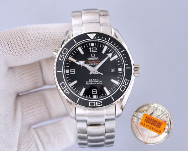 best replica luxury Omega watches Men's high quality imitation Seamaster Planet Ocean 622397887 - Image 2