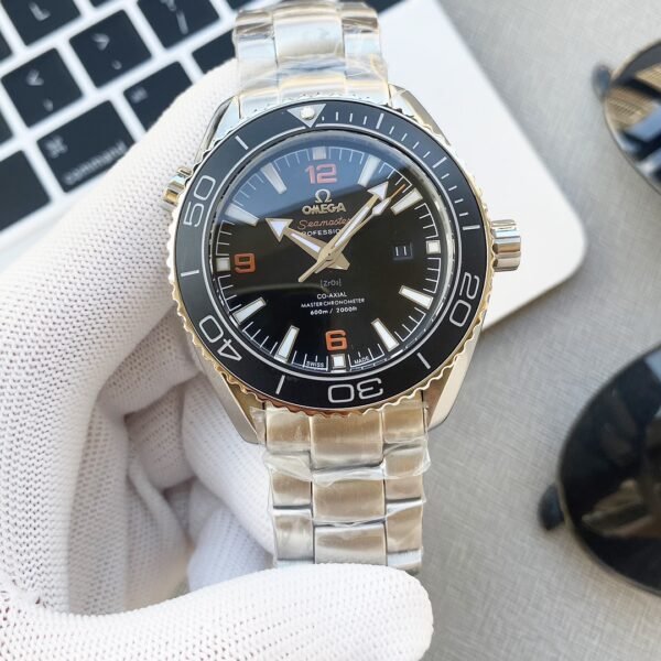 best replica luxury Omega watches Men's high quality imitation Seamaster Planet Ocean 580927506 - Image 2