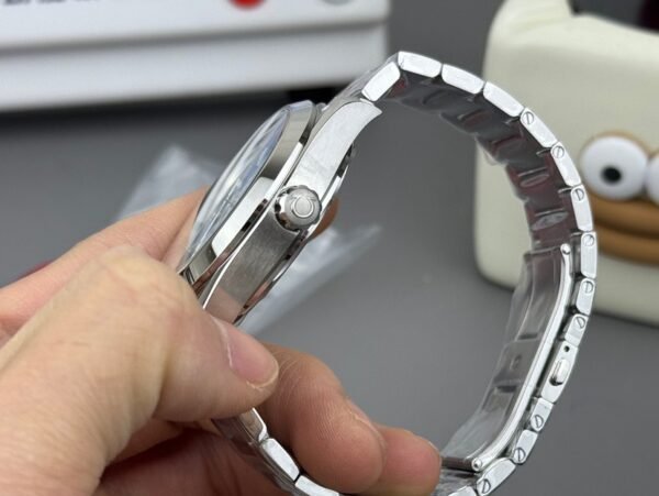 best replica luxury OMEGA watches Men's high quality imitation Seamaster 1077095609 - Image 3