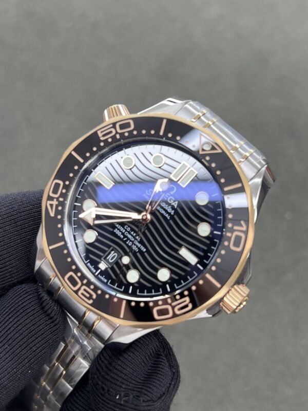 best replica luxury Omega watches Men high quality imitation Seamaster Diver 300M 1079248409 - Image 3