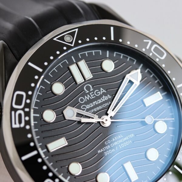 best replica luxury OMEGA watches Men high quality imitation Seamaster Diver 883796770 - Image 3