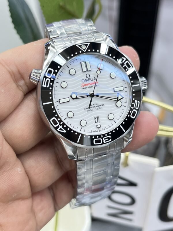best replica luxury Omega watches Men high quality imitation Seamaster Diver 300M 1079160177 - Image 4