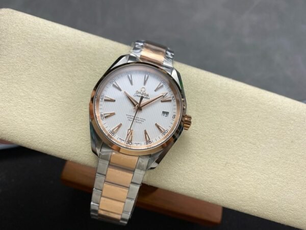 best replica luxury Omega watches Men's high quality imitation Seamaster Aqua Terra 1074841757 - Image 5