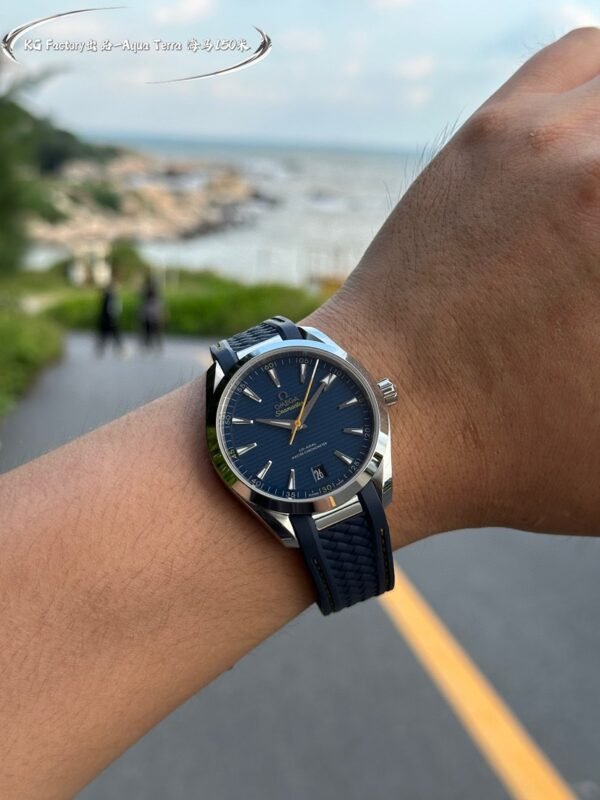 best replica luxury Omega watches Men's high quality imitation Seamaster Aqua Terra 1074841880 - Image 6