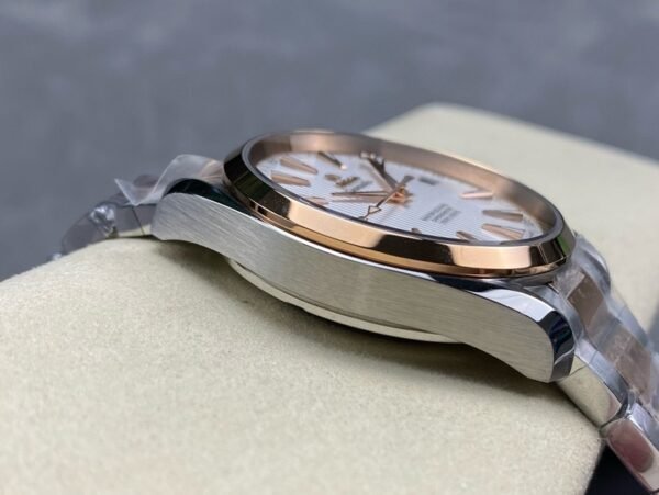 best replica luxury Omega watches Men's high quality imitation Seamaster Aqua Terra 1074841757 - Image 6