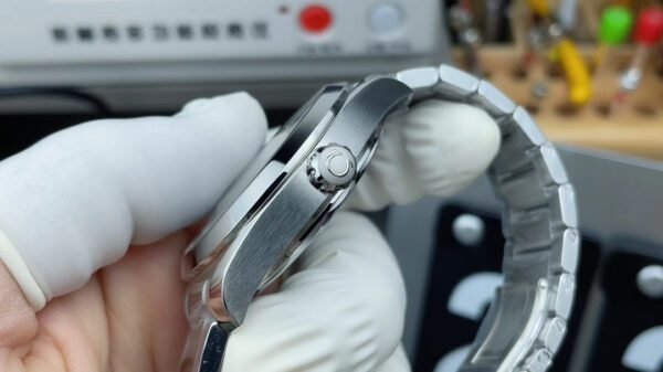 best replica luxury Omega watches Men's high quality imitation Seamaster 1070564813 - Image 6