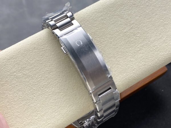 best replica luxury Omega watches Men's high quality imitation Planet Ocean 1071072227 - Image 8